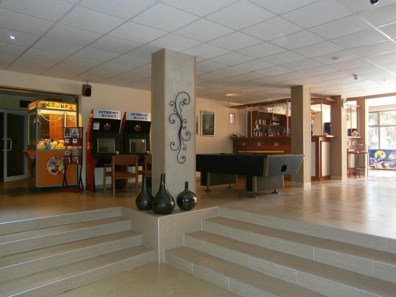 Park Hotel Briz Goudstrand Buitenkant foto