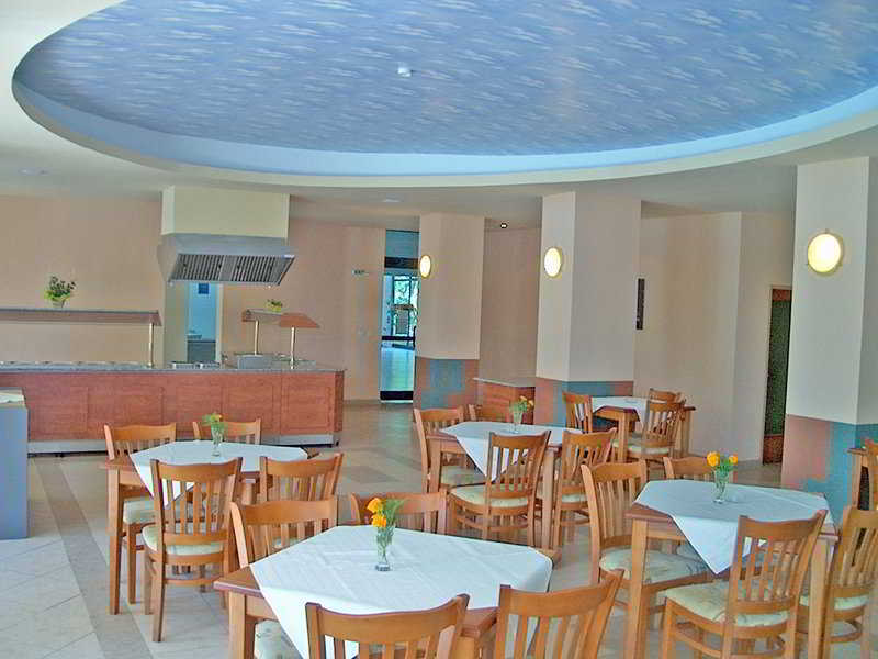 Park Hotel Briz Goudstrand Buitenkant foto
