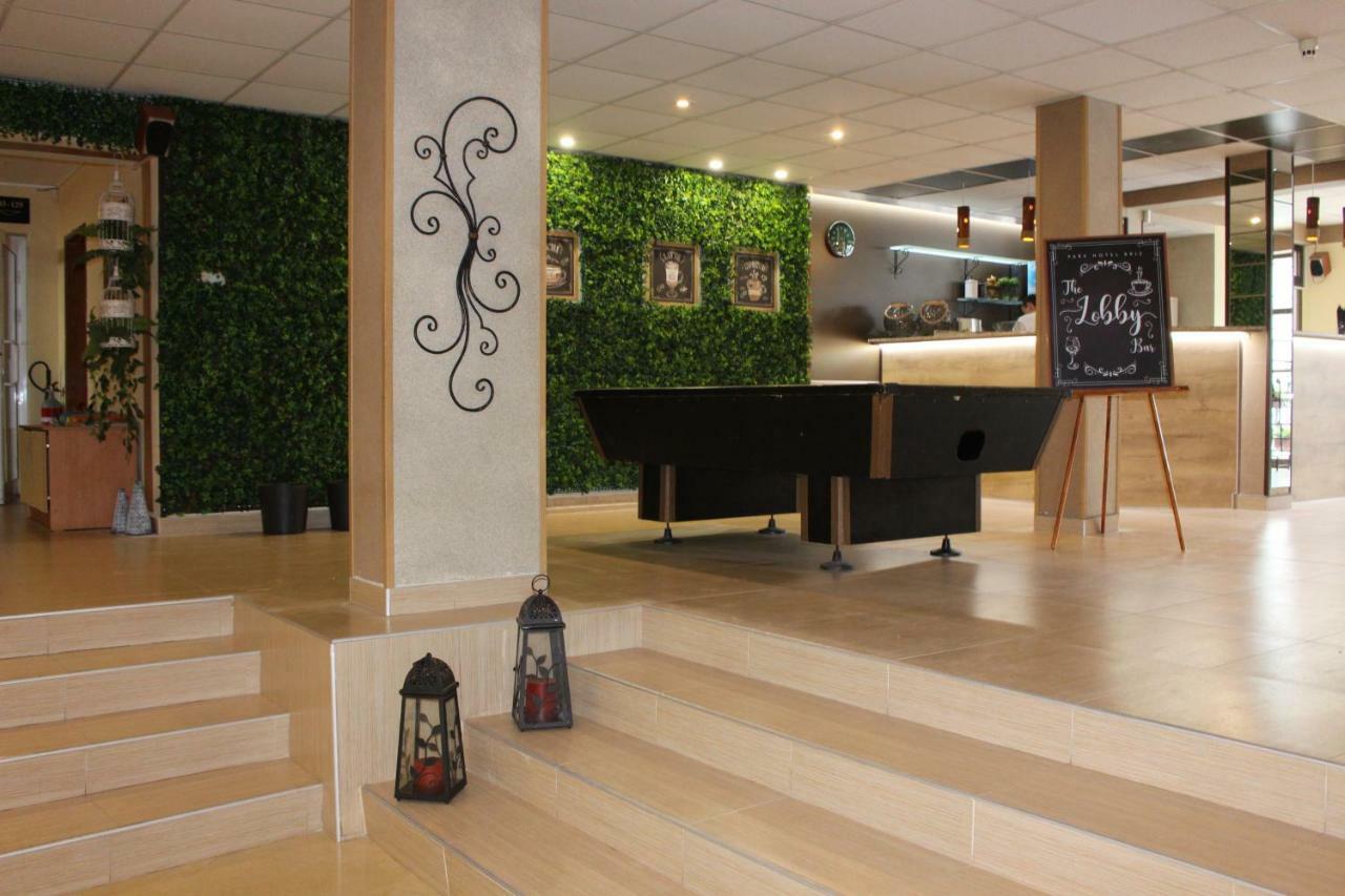 Park Hotel Briz Goudstrand Buitenkant foto